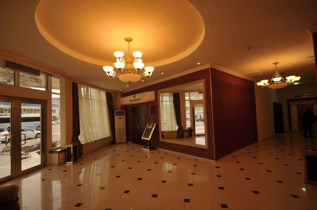 Golden Palace Hotel Aktau Zewnętrze zdjęcie