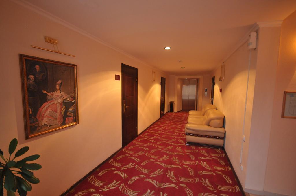 Golden Palace Hotel Aktau Zewnętrze zdjęcie