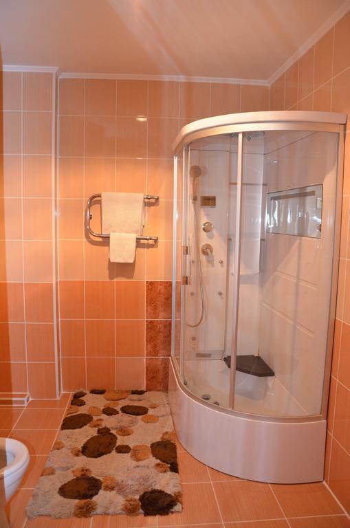 Golden Palace Hotel Aktau Zewnętrze zdjęcie